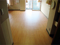 室内の床材の変更